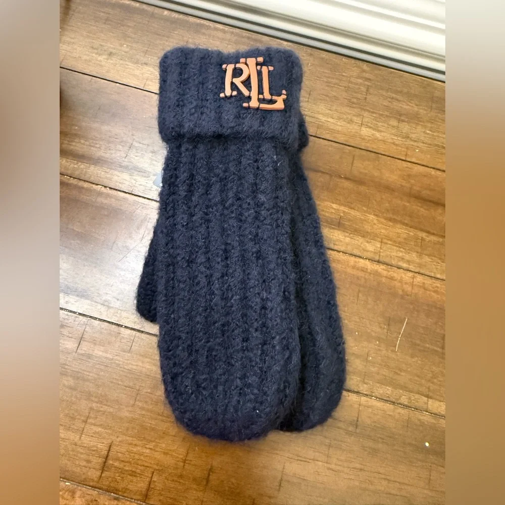 NWT Lauren Ralph Lauren Navy Ribbed Knit Mittens with Leather Logo Patch